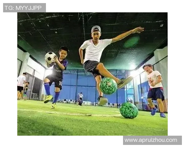 足球明星转型拍电影的精彩旅程与背后故事揭秘 足球明星转型拍电影的精彩旅程与背后故事揭秘